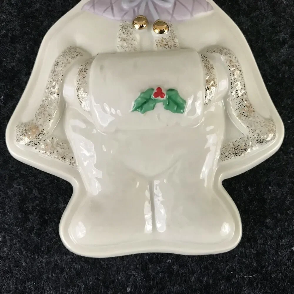 Lenox Snow-Woman Christmas Porcelain Ornament Cookie Cutter Press‎